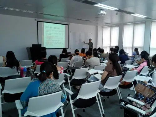 解读 成人在线继续教育的引导性 （付费：10元）